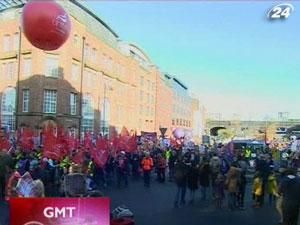 У Великобританії триває наймасштабніший страйк за останні 30 років У Великобританії триває наймасштабніший страйк за останні 30 років