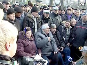 БЮТ: Участники митинга требуют отставки министра внутренних дел БЮТ: Участники митинга требуют отставки министра внутренних дел