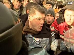 В Мариинском парке чернобыльцы продолжают голодовку В Мариинском парке чернобыльцы продолжают голодовку