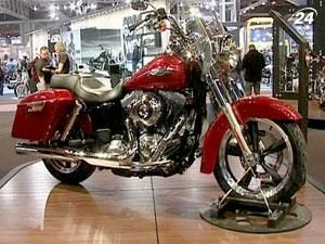 На Бірмінгемському мотошоу представили найкращі спортбайки На Бірмінгемському мотошоу представили найкращі спортбайки