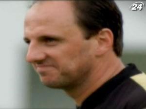 Рожериу Сени - вратарь, который забивает Рожериу Сени - вратарь, который забивает 