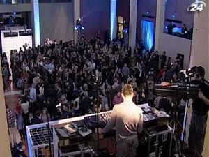 Гості жеребкування "ЄВРО-2012" відправились на fashion-вечірку Гості жеребкування "ЄВРО-2012" відправились на fashion-вечірку