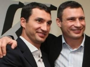 Віталій Кличко: Володя розчарований, що бій перенесли Віталій Кличко: Володя розчарований, що бій перенесли