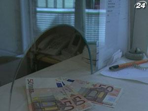 НБУ: спрос на наличную валюту уменьшился на 4%