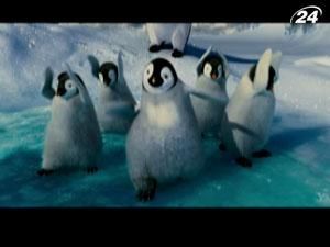 "Веселые ножки-2": сын Мамбла Эрик никак не научится танцевать "Веселые ножки-2": сын Мамбла Эрик никак не научится танцевать