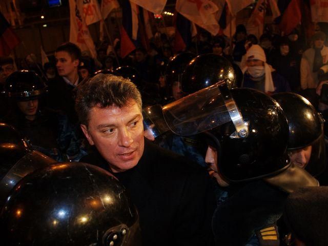 Беспокойная Россия: День третий - столкновения не прекращаются Беспокойная Россия: День третий - столкновения не прекращаются