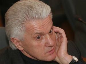 Литвин: Не може бути, що люди нардепів ненавидять усіма фібрами душі