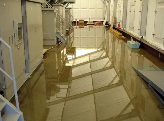 В океан хотят вылить низкорадиоактивную воду из Фукусимы-1 В океан хотят вылить низкорадиоактивную воду из Фукусимы-1