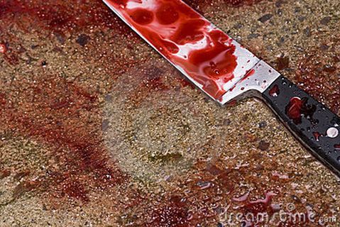 В Москве мужчина с ножом напал на 12 человек В Москве мужчина с ножом напал на 12 человек