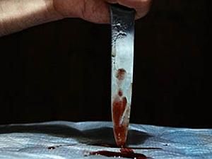 У Москві псих з ножем напав на людей, є жертва У Москві псих з ножем напав на людей, є жертва