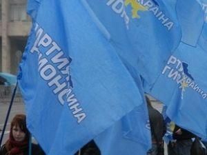 Регионалы заявляют, что выиграли выборы в Вишневом
