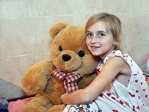 МВД наградило отличием 8-летнюю девочку, которая спасла свою бабушку МВД наградило отличием 8-летнюю девочку, которая спасла свою бабушку