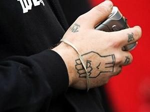 Германия: Полиция задержала мужчину за сокрытие нацистов Германия: Полиция задержала мужчину за сокрытие нацистов