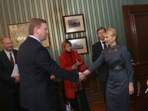 Фюле підбив підсумки розмови із Януковичем та Тимошенко