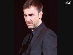 Дизайнер Раф Сімонс замінить Джона Гальяно у будинку моди Dior Дизайнер Раф Сімонс замінить Джона Гальяно у будинку моди Dior