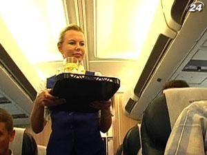 Украинские авиакомпании прекратили предоставлять бортовое питание Украинские авиакомпании прекратили предоставлять бортовое питание