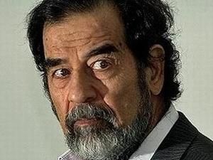 США віддали Іраку вилки і ножі Саддама Хусейна США віддали Іраку вилки і ножі Саддама Хусейна