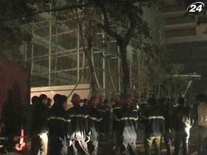 У Ханої загорілись хмарочоси-близнюки У Ханої загорілись хмарочоси-близнюки