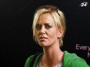 Шарліз Терон продовжує промо-тур картини "Бідна багата дівчина" Шарліз Терон продовжує промо-тур картини "Бідна багата дівчина"