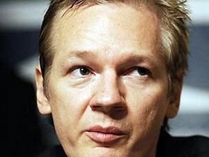 Ассанж останется в Великобритании как минимум до начала февраля Ассанж останется в Великобритании как минимум до начала февраля