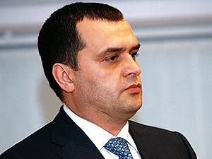 Янукович сделал главу МВД генералом
