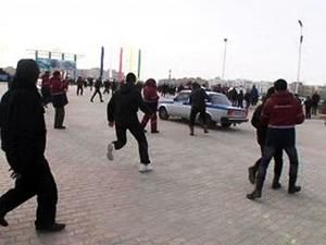 Казахстан: Рабочие опасаются за свою безопасность и не выходят на работу Казахстан: Рабочие опасаются за свою безопасность и не выходят на работу