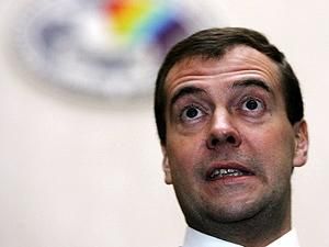 Медведєв: Треба нову політичну систему Медведєв: Треба нову політичну систему