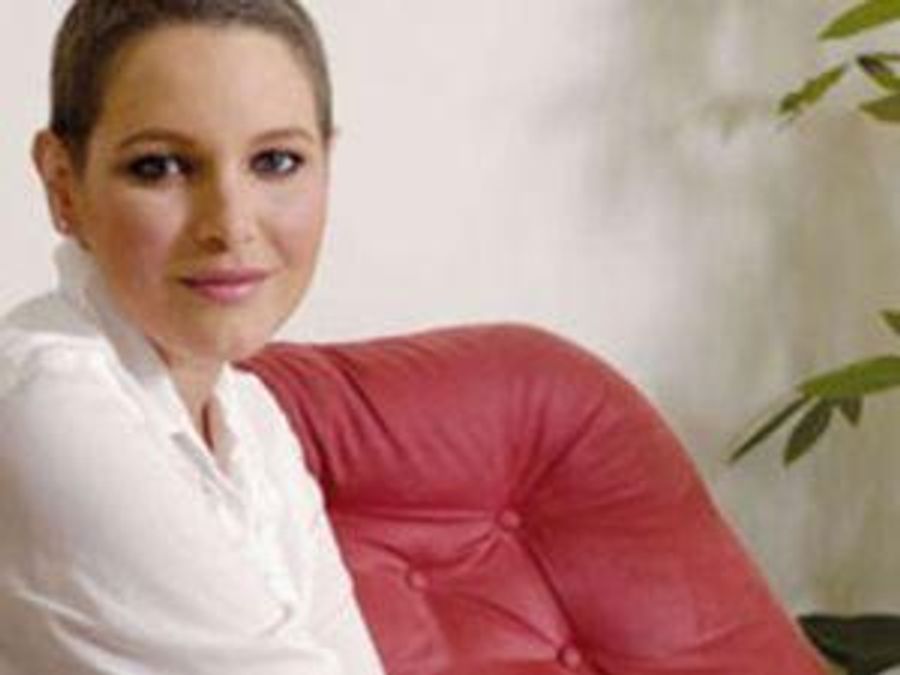 Умерла 28-летняя бывшая "Мисс Венесуэла" от рака груди Умерла 28-летняя бывшая "Мисс Венесуэла" от рака груди