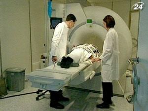 С помощью технологий врач может виртуально проникнуть в тело человека С помощью технологий врач может виртуально проникнуть в тело человека