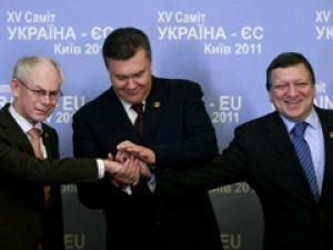 Засідання саміту Україна-ЄС затримують вже на півтори години Засідання саміту Україна-ЄС затримують вже на півтори години