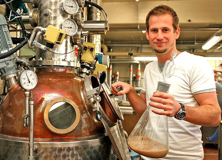 Немецкий ученый создал топливо из хлеба Немецкий ученый создал топливо из хлеба