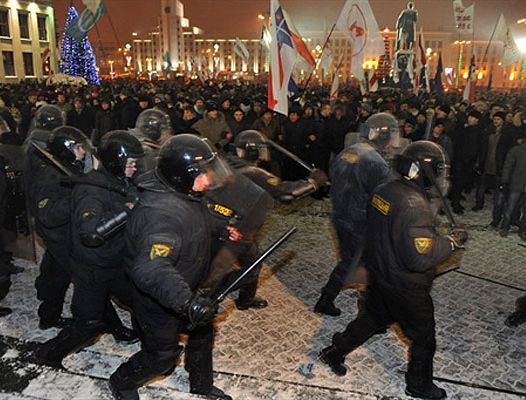 ЕС оставит санкции, пока Беларусь не освободит всех политзаключенных ЕС оставит санкции, пока Беларусь не освободит всех политзаключенных