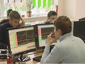 Популярність торгівлі на фондовому ринку зростає Популярність торгівлі на фондовому ринку зростає