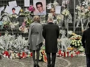 Бельгія: тисячі людей пом'янули жертв стрілянини на різдвяній ярмарці в Льєжі Бельгія: тисячі людей пом'янули жертв стрілянини на різдвяній ярмарці в Льєжі