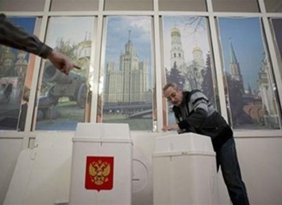 Медвєдєв отримав доповідь про порушення на виборах