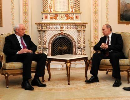 Путин - Азарову: Поэтому вы у нас кровь-то и пьете Путин - Азарову: Поэтому вы у нас кровь-то и пьете