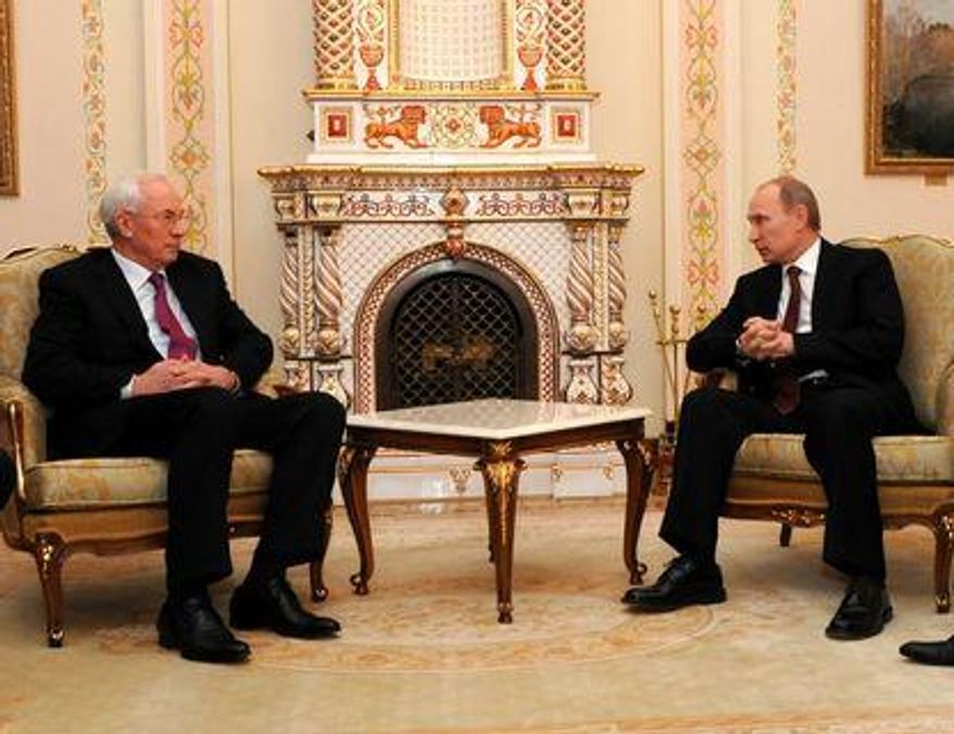 Путин - Азарову: Поэтому вы у нас кровь-то и пьете Путин - Азарову: Поэтому вы у нас кровь-то и пьете