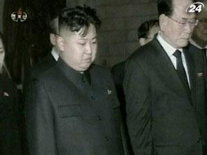 Новый лидер КНДР поделится властью с военными