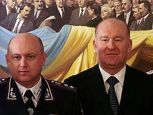 Экс-глава МВД, который бежал в Россию, появился в Верховной Раде Экс-глава МВД, который бежал в Россию, появился в Верховной Раде
