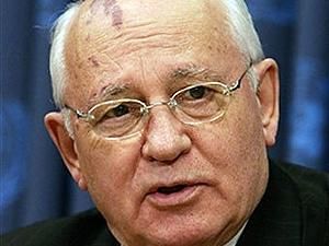 Горбачев: Тех, кто прослушивал Немцова, надо жестоко наказать