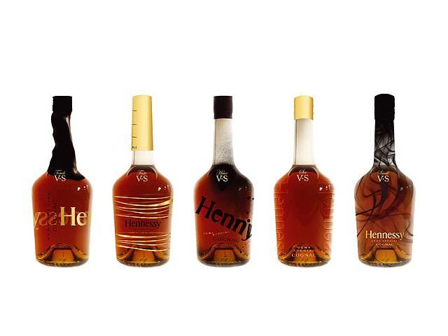 Ким Чен Ир любил лобстеров, Рембо и коньяк Ким Чен Ир любил лобстеров, Рембо и коньяк