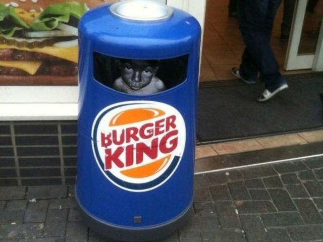 "Уличные художники определили лучшие образцы стрит-арта в 2011 году "Уличные художники определили лучшие образцы стрит-арта в 2011 году