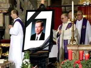 У Празі попрощалися з Вацлавом Гавелом У Празі попрощалися з Вацлавом Гавелом