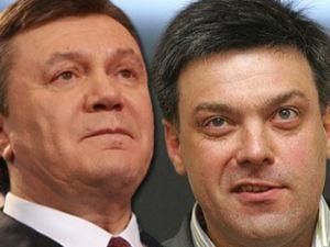 Тягнибок про Януковича: Їжак з "голою задницею" хоче нас всіх налякати