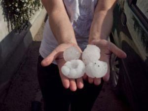 В Австралії випав град розміром з лимон В Австралії випав град розміром з лимон