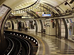 Лондон: Машиністи метро не вийшли на роботу