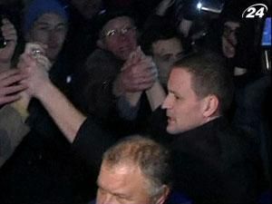 Оппозиционера Удальцова приговорили к 10 суткам заключения Оппозиционера Удальцова приговорили к 10 суткам заключения