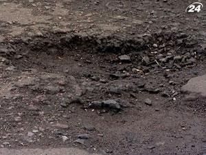 Дороги - проблема №1 в Украине Дороги - проблема №1 в Украине