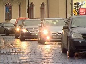 Объемы автопродаж в 2011 году выросли на 30% Объемы автопродаж в 2011 году выросли на 30%