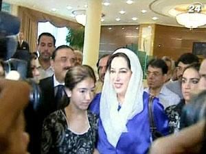 В Пакистане почтили память Беназир Бхутто В Пакистане почтили память Беназир Бхутто